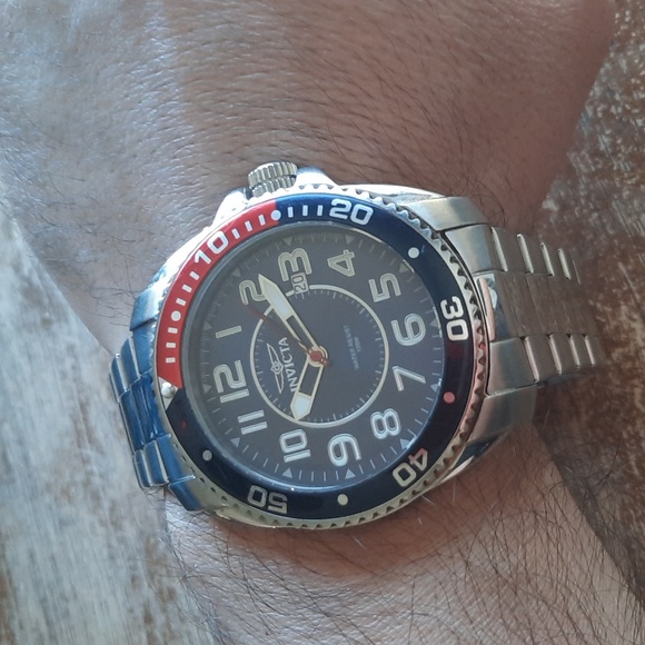 Invicta Pro Diver Abyss Men's Fashion Wristwatch - Picture 2 of 5